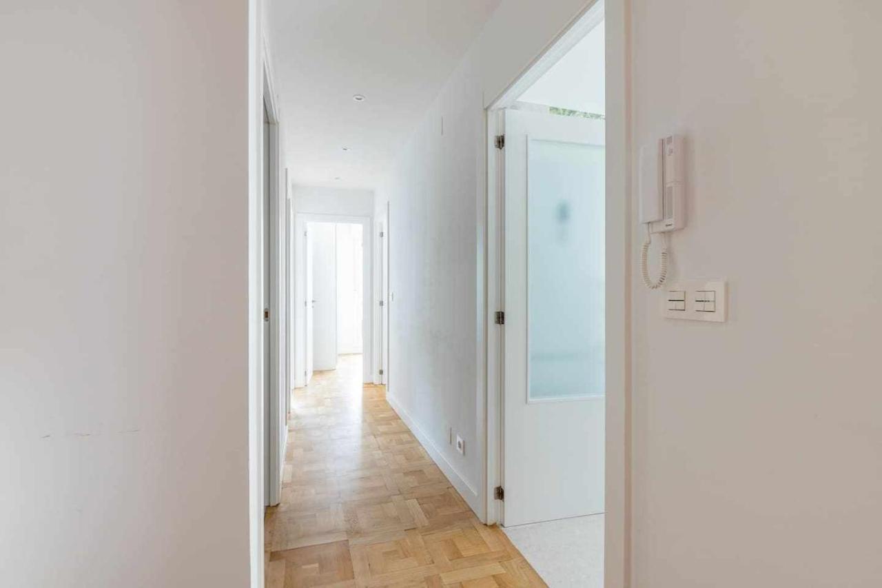 New Amara Suite Friends & Families Parking San Sebastián Esterno foto