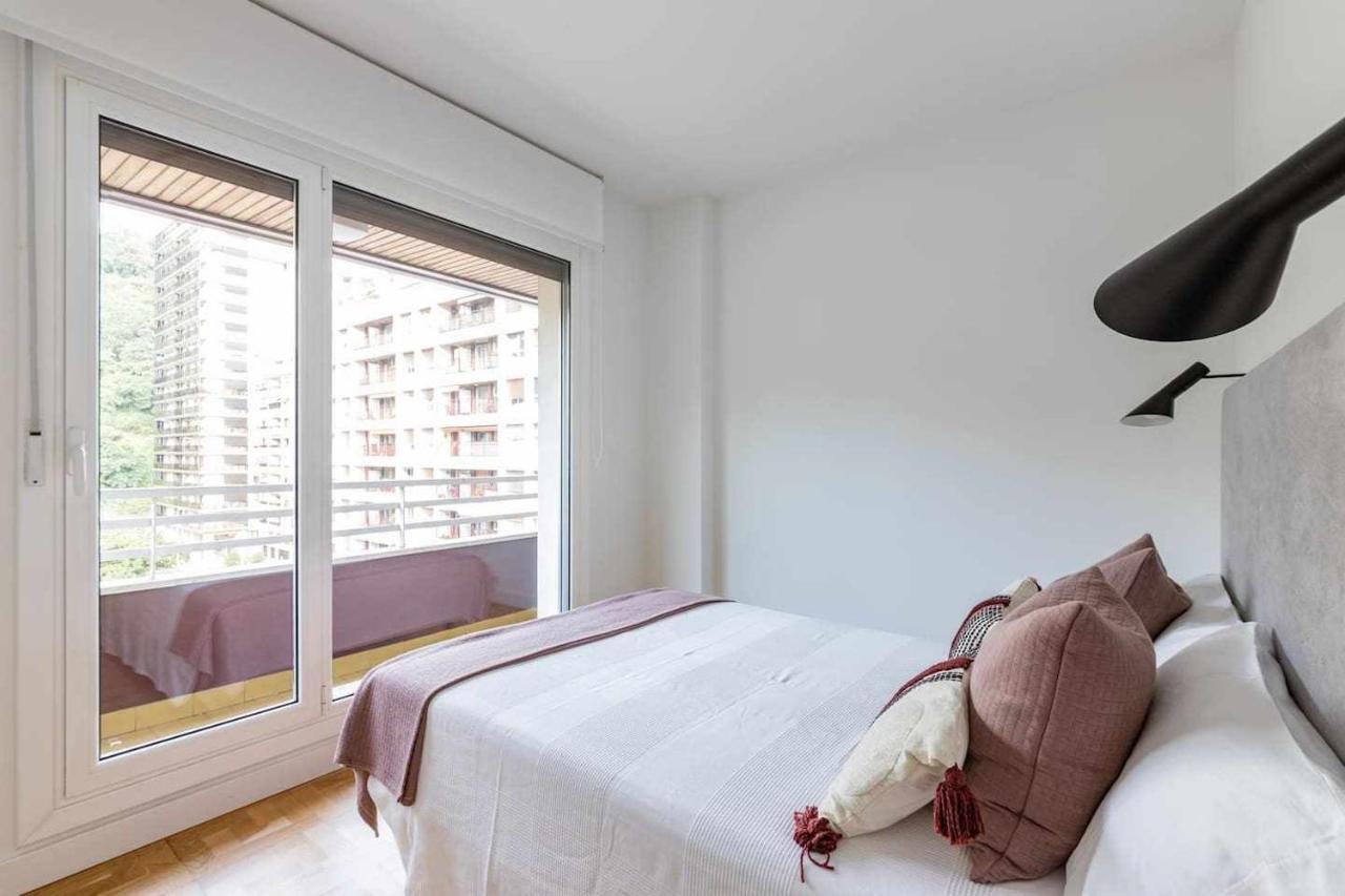 New Amara Suite Friends & Families Parking San Sebastián Esterno foto
