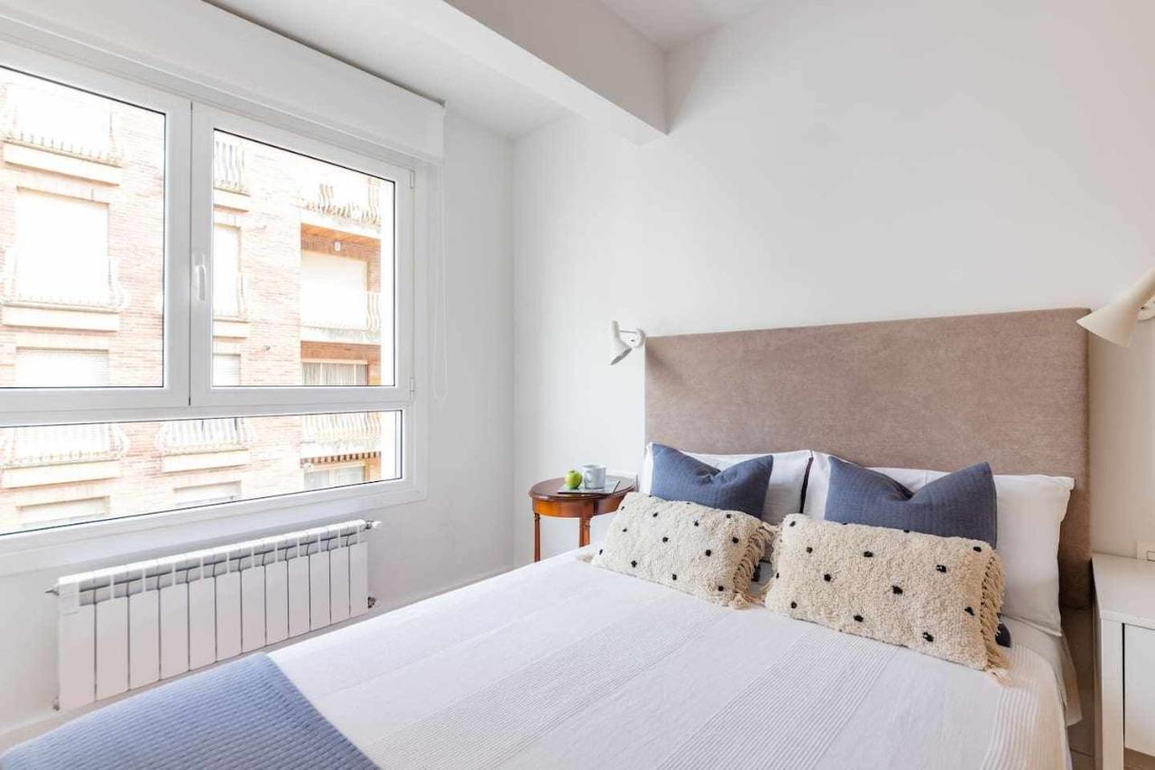 New Amara Suite Friends & Families Parking San Sebastián Esterno foto